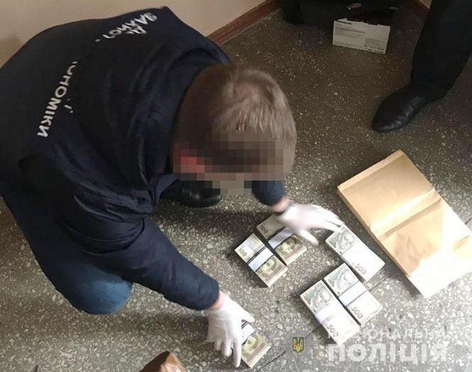 Новини Вінниці - фото з Хабарник з облдержадміністрації. Хто він, за що взяв хабар та скільки Хабарник з облдержадміністрації. Хто він, за що взяв хабар та скільки, фото №2 на сайті 20minut.ua
