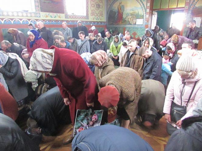 Новини Козятина - фото з Церковні війни: як козятинчани борються за єдину церкву (Оновлено + відео) Церковні війни: як козятинчани борються за єдину церкву (Оновлено + відео), фото №11 на сайті 20minut.ua