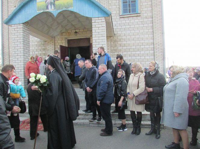 Новини Козятина - фото з Церковні війни: як козятинчани борються за єдину церкву (Оновлено + відео) Церковні війни: як козятинчани борються за єдину церкву (Оновлено + відео), фото №10 на сайті 20minut.ua