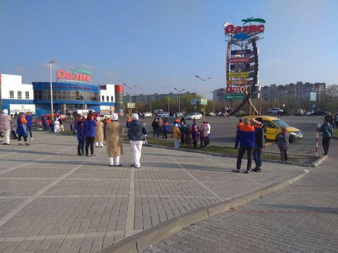 Новини Хмельницького - фото з В “Кварталі” та “Оазисі” шукали вибухівку В “Кварталі” та “Оазисі” шукали вибухівку, фото №9 на сайті vsim.ua