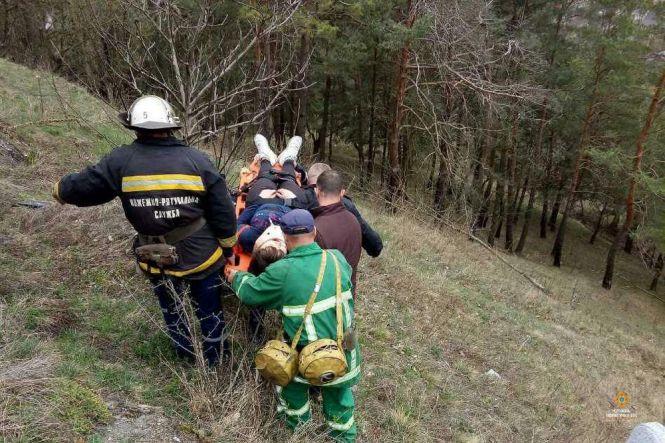 На Боні травмувалася дівчина: студентка не втрималась, впала і покотилася крутим схилом донизу, фото №1 на сайті 20minut.ua