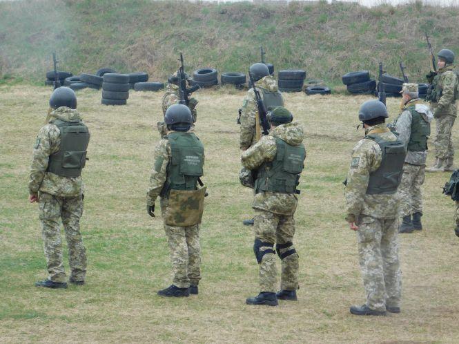 Як бійці з фронту стали “учнями” на хмельницькому полігоні прикордонників (ФОТО, ВІДЕО), фото №10 на сайті vsim.ua