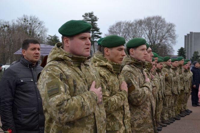 У Хмельницькому попрощалися із Миколою Неживим, який загинув на Сході, фото №8 на сайті vsim.ua