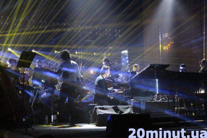 Зал аплодував стоячи: як Святослав Вакарчук виступив з оркестром у Тернополі, фото №3 на сайті 20minut.ua