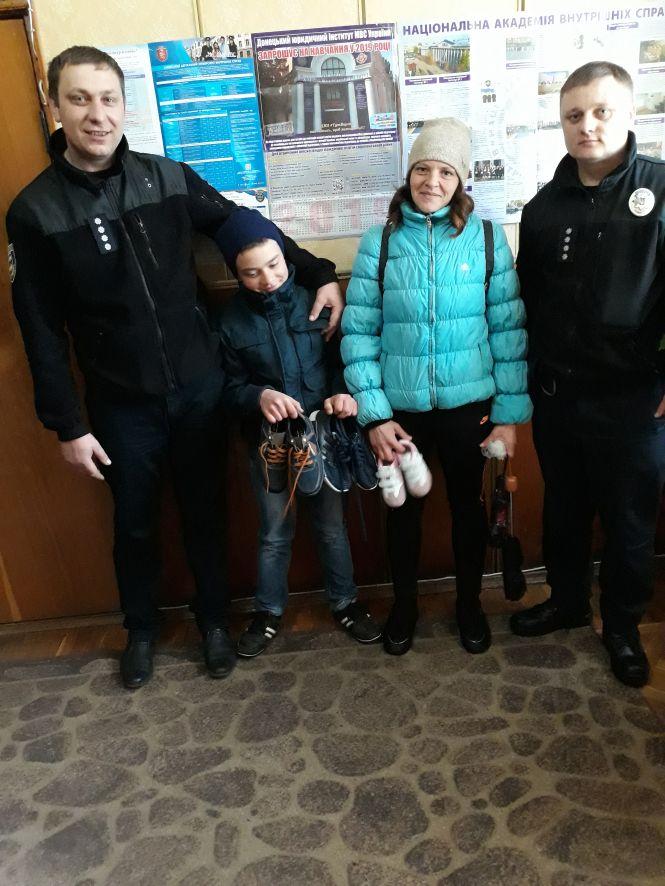 Новини Козятина - фото з Посварився з мамою і пішов з дому: козятинська поліція знайшла хлопчика у сіновалі Посварився з мамою і пішов з дому: козятинська поліція знайшла хлопчика у сіновалі, фото №4 на сайті 20minut.ua