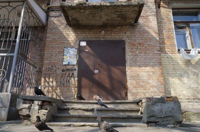 Будинок Йося і Перця: житло для багатіїв зі «смердючим» двором біля Макдональдса, фото №12 на сайті 20minut.ua