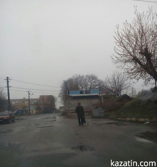 Новини Козятина - фото з Козятинщина 16 квітня: калюжі та ввімкнені ліхтарі посеред дня Козятинщина 16 квітня: калюжі та ввімкнені ліхтарі посеред дня, фото №6 на сайті 20minut.ua