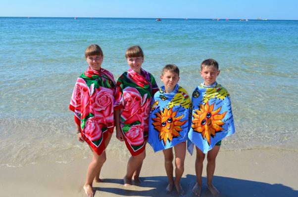 Новини Хмельницького - фото з “Це наша фішка”: в чому особливість хмельницьких двійнят Тетяни та Олени “Це наша фішка”: в чому особливість хмельницьких двійнят Тетяни та Олени, фото №6 на сайті vsim.ua