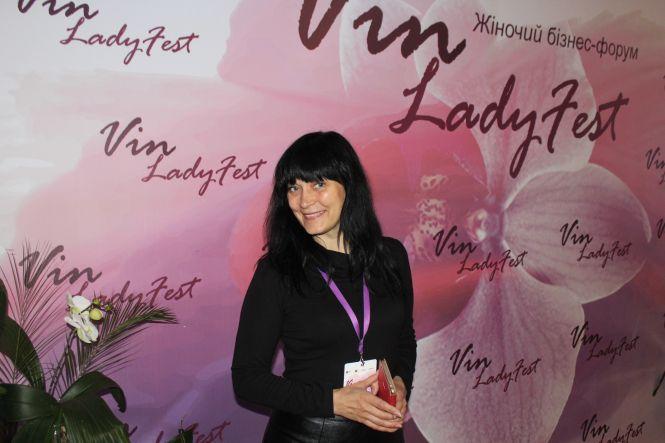 Новини Вінниці - фото з «Давайте розкрутимо землю!» Про що говорили на бізнес-форумі у Вінниці VinLadyFest чоловіки? «Давайте розкрутимо землю!» Про що говорили на бізнес-форумі у Вінниці VinLadyFest чоловіки?, фото №11 на сайті 20minut.ua
