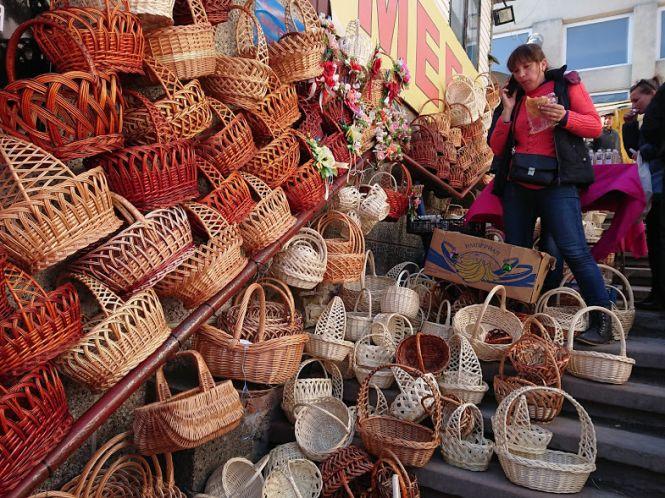 Новини Тернополя - фото з Скільки тернополянам коштує зібрати кошик до Великодня Скільки тернополянам коштує зібрати кошик до Великодня, фото №1 на сайті 20minut.ua