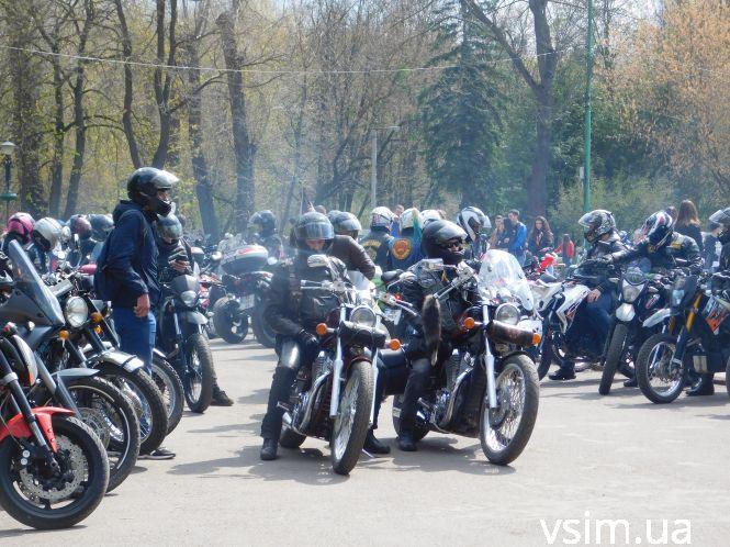 Під рев моторів хмельницькі байкери відкрили мотосезон, фото №18 на сайті vsim.ua