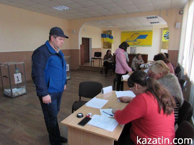 Вибори в Козятині: "RIA" побувала на дільницях, фото №2 на сайті 20minut.ua