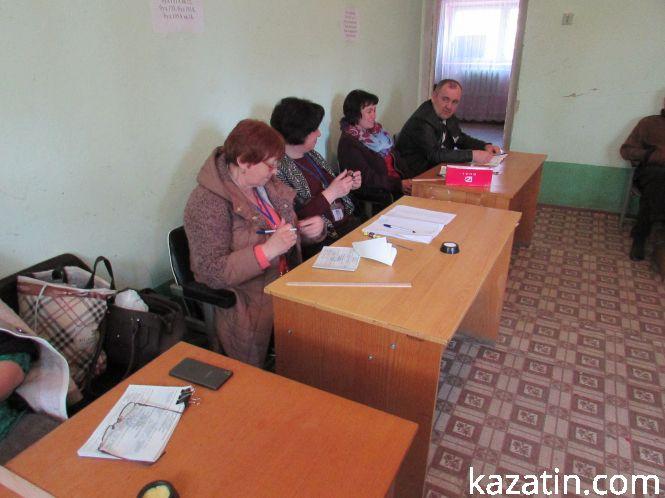 Вибори в Козятині: "RIA" побувала на дільницях, фото №8 на сайті 20minut.ua