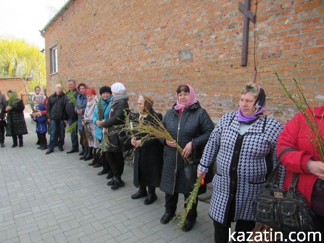Фото та відеорепортаж: як козятинці вербу святили, фото №6 на сайті 20minut.ua