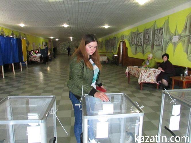 Вибори в Козятині: "RIA" побувала на дільницях, фото №7 на сайті 20minut.ua