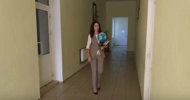 Новини Вінниці - фото з «Вчитель року-2019»  працює з учнями з гаджетами, знімає фільми, танцює на дискотеках, водить авто… «Вчитель року-2019»  працює з учнями з гаджетами, знімає фільми, танцює на дискотеках, водить авто…, фото №2 на сайті 20minut.ua