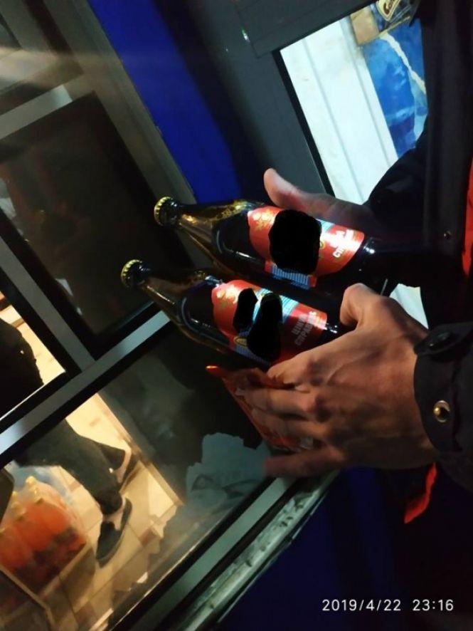 Новини Тернополя - фото з У Тернополі продавали алкоголь після 22.00 год. Що загрожує порушникам У Тернополі продавали алкоголь після 22.00 год. Що загрожує порушникам, фото №1 на сайті 20minut.ua