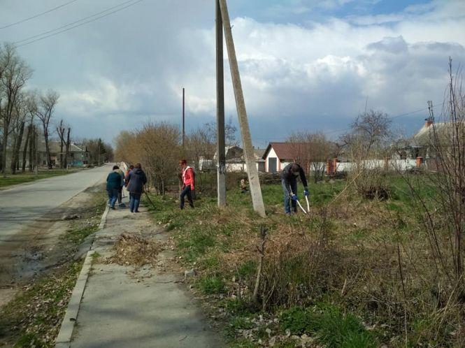 Глухівчани вийшли на суботник, фото №2 на сайті 20minut.ua