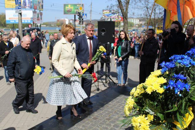 У Хмельницькому вшанували ліквідаторів Чорнобильської катастрофи, фото №4 на сайті vsim.ua