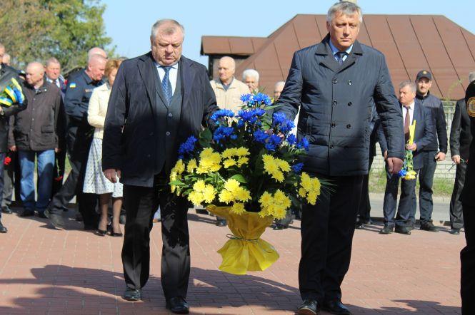 У Хмельницькому вшанували ліквідаторів Чорнобильської катастрофи, фото №8 на сайті vsim.ua