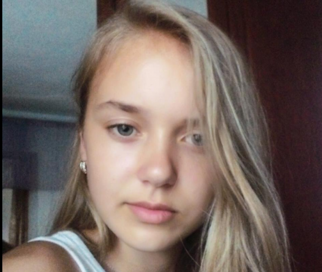 Новини Тернополя - фото з Катю востаннє у школі бачили в понеділок: у Тернополі зникла 13-річна Катерина Піддема (оновлено) Катю востаннє у школі бачили в понеділок: у Тернополі зникла 13-річна Катерина Піддема (оновлено), фото №1 на сайті 20minut.ua