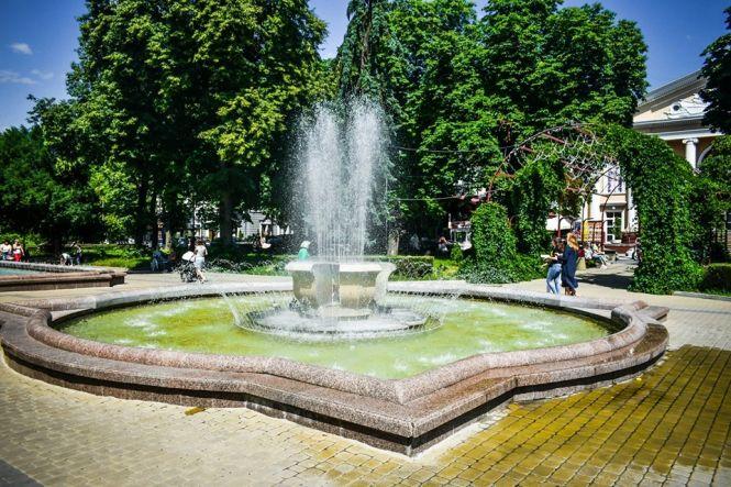 Згадуємо минуле: як виглядали фонтани Тернополя колись і тепер, фото №6 на сайті 20minut.ua