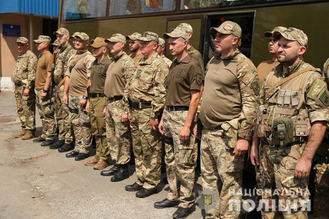 Хмельницькі поліцейські вчергове відправилися на Схід, фото №2 на сайті vsim.ua
