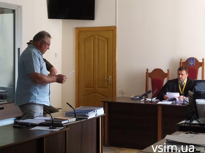 Новини Хмельницького - фото з Роман Миколаїв повністю визнав вину у резонансній ДТП з освітянами Роман Миколаїв повністю визнав вину у резонансній ДТП з освітянами, фото №5 на сайті vsim.ua