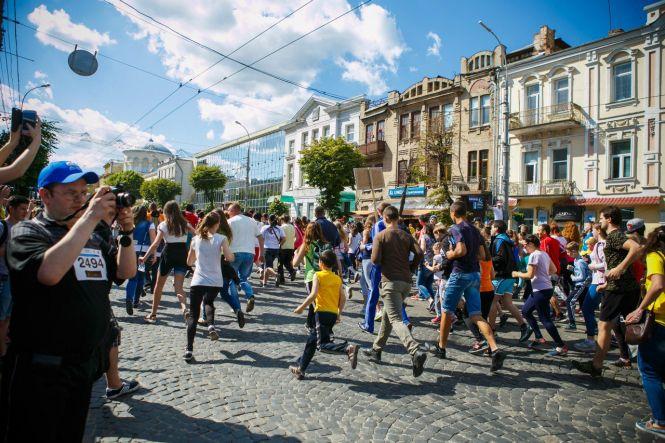 Новини Вінниці - фото з Вінницький напівмарафон: що потрібно знати учасникам забігів Вінницький напівмарафон: що потрібно знати учасникам забігів, фото №1 на сайті 20minut.ua