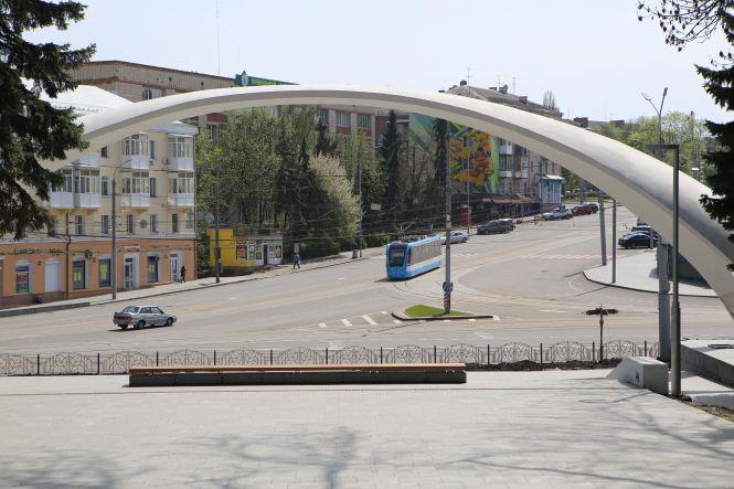 Новини Вінниці - фото з У Центральному парку з'явилося нове місце для відпочинку з гарним краєвидом У Центральному парку з'явилося нове місце для відпочинку з гарним краєвидом, фото №3 на сайті 20minut.ua