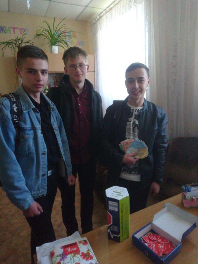 Новини Козятина - фото з Допомога: для кардіологічного обладнання ще плюс 6 тисяч гривень від школи-інтернат-гімназії Допомога: для кардіологічного обладнання ще плюс 6 тисяч гривень від школи-інтернат-гімназії, фото №2 на сайті 20minut.ua