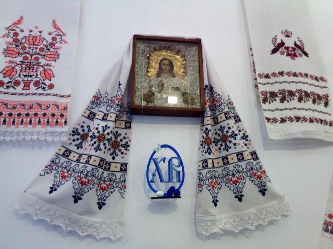 Новини Козятина - фото з «Україна завжди вишивала кольорово» — у Музеї відкрили виставку до Великодня «Україна завжди вишивала кольорово» — у Музеї відкрили виставку до Великодня, фото №1 на сайті 20minut.ua