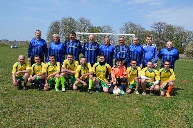 Про футбол: у Бродецькому змагалися молодь та ветерани, фото №3 на сайті 20minut.ua