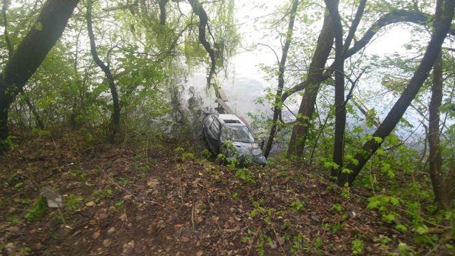 Новини Тернополя - фото з У Ставі знайшли автомобіль. Шукають власника У Ставі знайшли автомобіль. Шукають власника, фото №1 на сайті 20minut.ua
