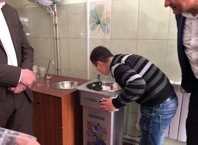 Новини Тернополя - фото з Понад дві тисячі тернопільських школярів мають проблеми із травленням. Як з цим боротимуться? Понад дві тисячі тернопільських школярів мають проблеми із травленням. Як з цим боротимуться?, фото №1 на сайті 20minut.ua