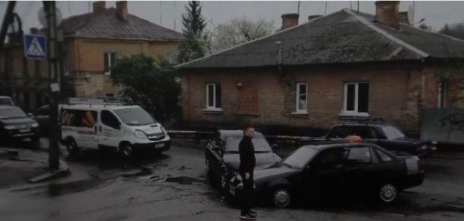 Новини Вінниці - фото з Дріфт біля музею Пирогова та декілька ДТП: що зафіксували камери на вихідних (ВІДЕО)