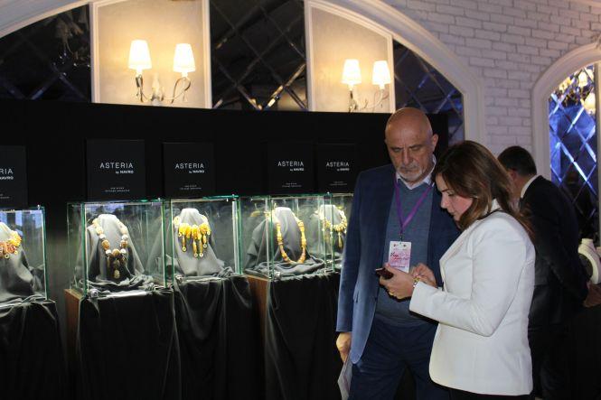 «У моді дотепер прикраси, які носили 3000 років тому!»  На аукціоні продавали вироби з бурштину зі штрихами минулого, фото №5 на сайті 20minut.ua