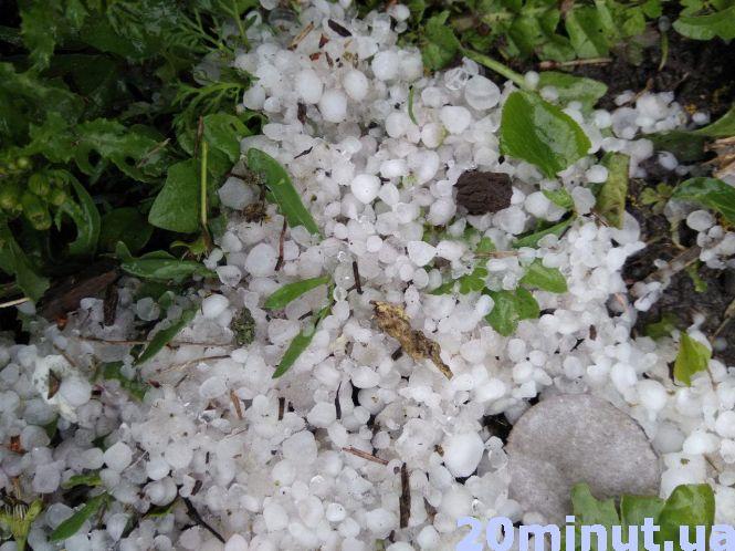 Новини Вінниці - фото з Циклон з грозами бушує на Вінниччині. Як все починалось? (Карта блискавок) Циклон з грозами бушує на Вінниччині. Як все починалось? (Карта блискавок), фото №3 на сайті 20minut.ua