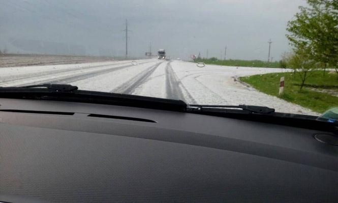 На Тернопільщині знову падає град. Синоптики обіцяють чергову порцію дощів (фото), фото №4 на сайті 20minut.ua