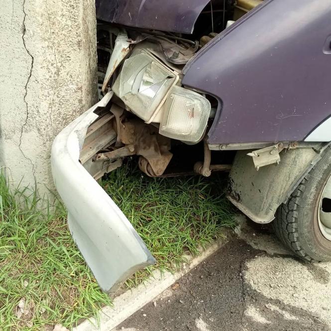 На Свободи зіткнулися «Mercedes» та «ГАЗель» (ФОТО), фото №2 на сайті vsim.ua