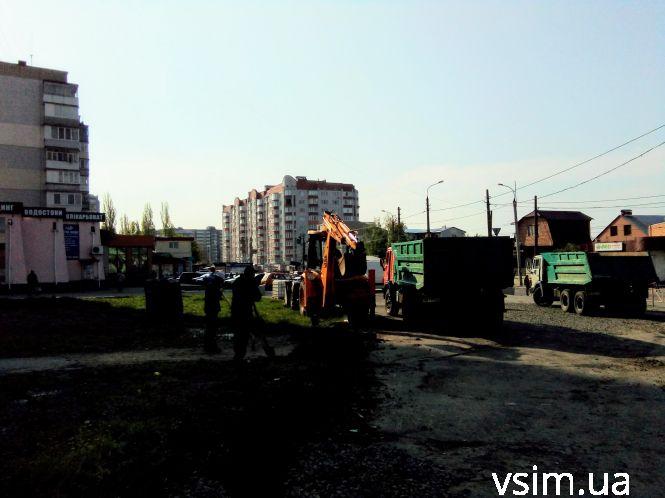 На Зарічанській почали облаштування скверу Бандери за 6,5 мільйона (ФОТО), фото №3 на сайті vsim.ua