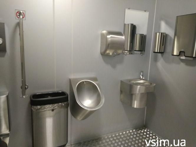 У центрі Хмельницького відкрили “туалет за мільйон”: що там є і як він працює, фото №6 на сайті vsim.ua