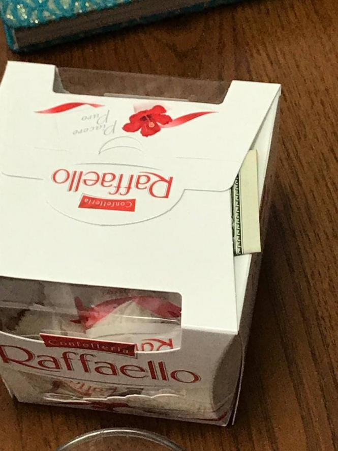 Слідчі хмельницького ДБР викрили митників, які вимагали хабара за оформлення товарів, фото №3 на сайті vsim.ua