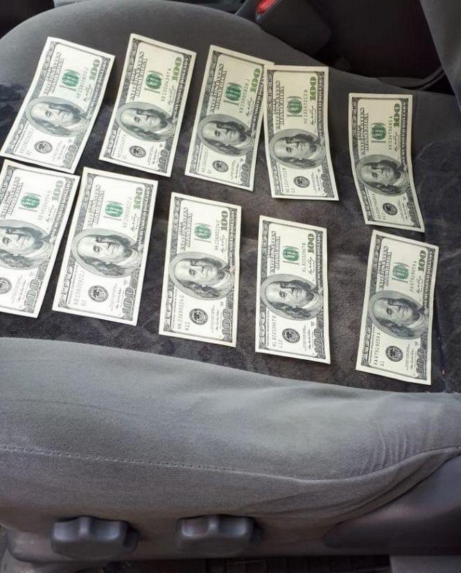 «Взяв на лапу» тисячу доларів: на Вінниччині СБУ викрила чергового хабарника, фото №1 на сайті 20minut.ua