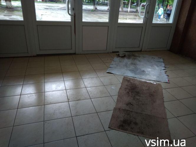 Новини Хмельницького - фото з Біля школи №22 “непрохідне болото”: хмельницькі комунальники обіцяють розібратися Біля школи №22 “непрохідне болото”: хмельницькі комунальники обіцяють розібратися, фото №3 на сайті vsim.ua