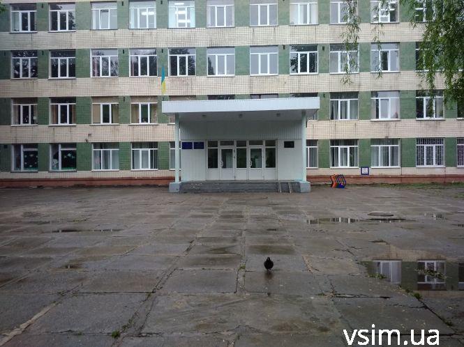 Новини Хмельницького - фото з Біля школи №22 “непрохідне болото”: хмельницькі комунальники обіцяють розібратися Біля школи №22 “непрохідне болото”: хмельницькі комунальники обіцяють розібратися, фото №2 на сайті vsim.ua