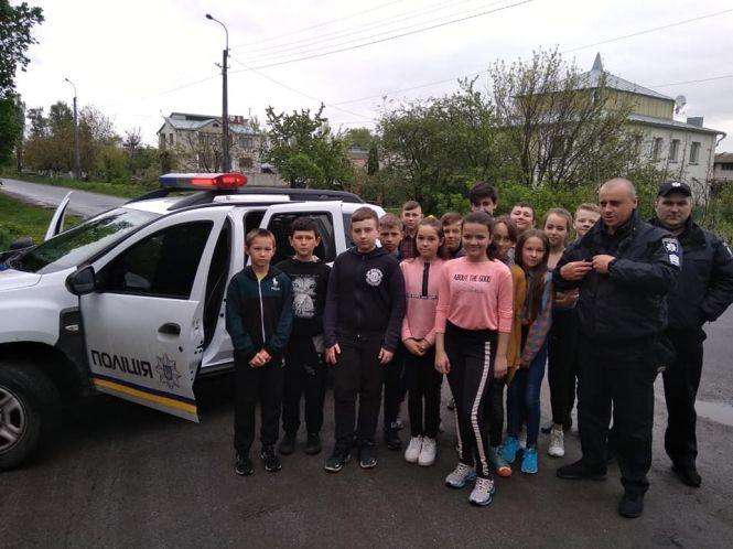 Поліція у школі: говорили про безпеку на дорозі, фото №2 на сайті 20minut.ua