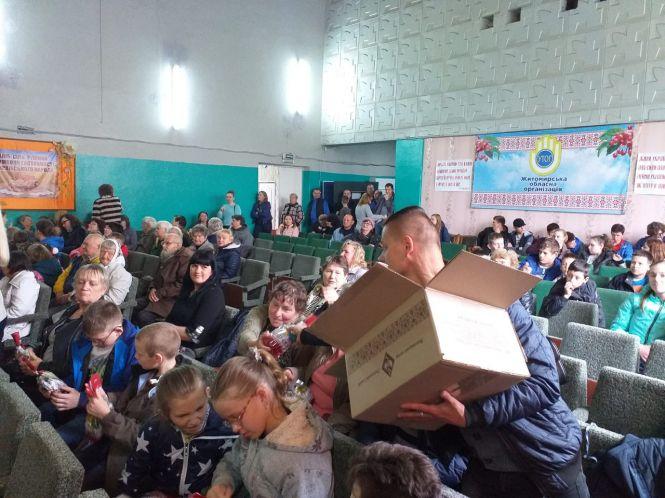Новини Житомира - фото з Краса та  грація: у Житомирі відбувся конкурс “Міні міс та міні містер УТОГ - 2019” Краса та  грація: у Житомирі відбувся конкурс “Міні міс та міні містер УТОГ - 2019”, фото №11 на сайті 20minut.ua