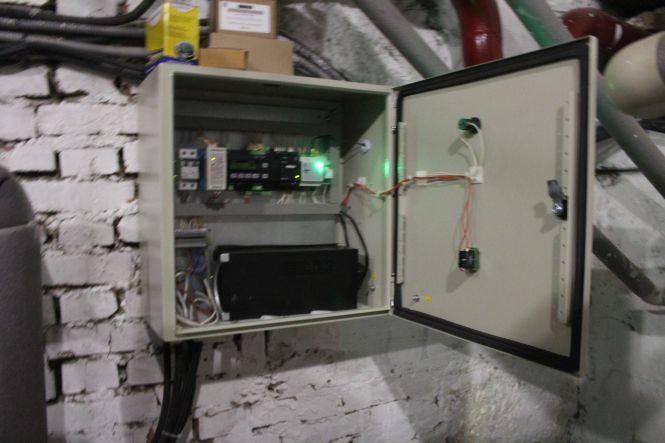 Новини Вінниці - фото з «Прорвало труби — приходить СМС-ка» Керує десятиповерхівкою зі смартфону «Прорвало труби — приходить СМС-ка» Керує десятиповерхівкою зі смартфону, фото №3 на сайті 20minut.ua