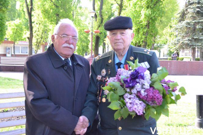 Новини Хмельницького - фото з Історія хмельницького ветерана або ”Грішка, який поклав 250 німців із снайперської гвинтівки” Історія хмельницького ветерана або ”Грішка, який поклав 250 німців із снайперської гвинтівки”, фото №4 на сайті vsim.ua